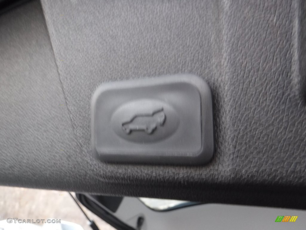 2012 Traverse LT AWD - Black Granite Metallic / Ebony photo #34