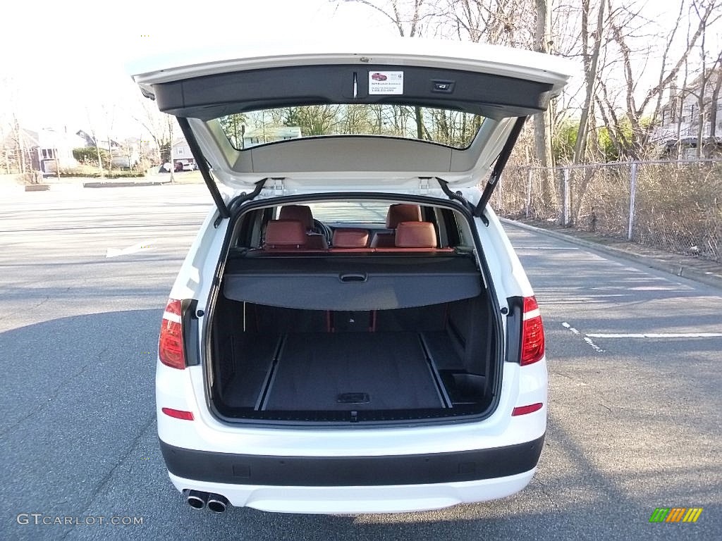 2013 X3 xDrive 28i - Alpine White / Chestnut photo #22