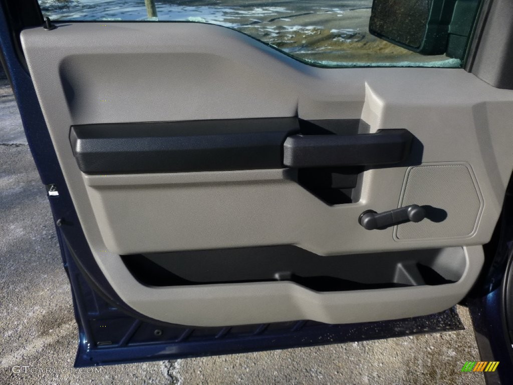 2016 F150 XL Regular Cab - Blue Jeans / Medium Earth Gray photo #15
