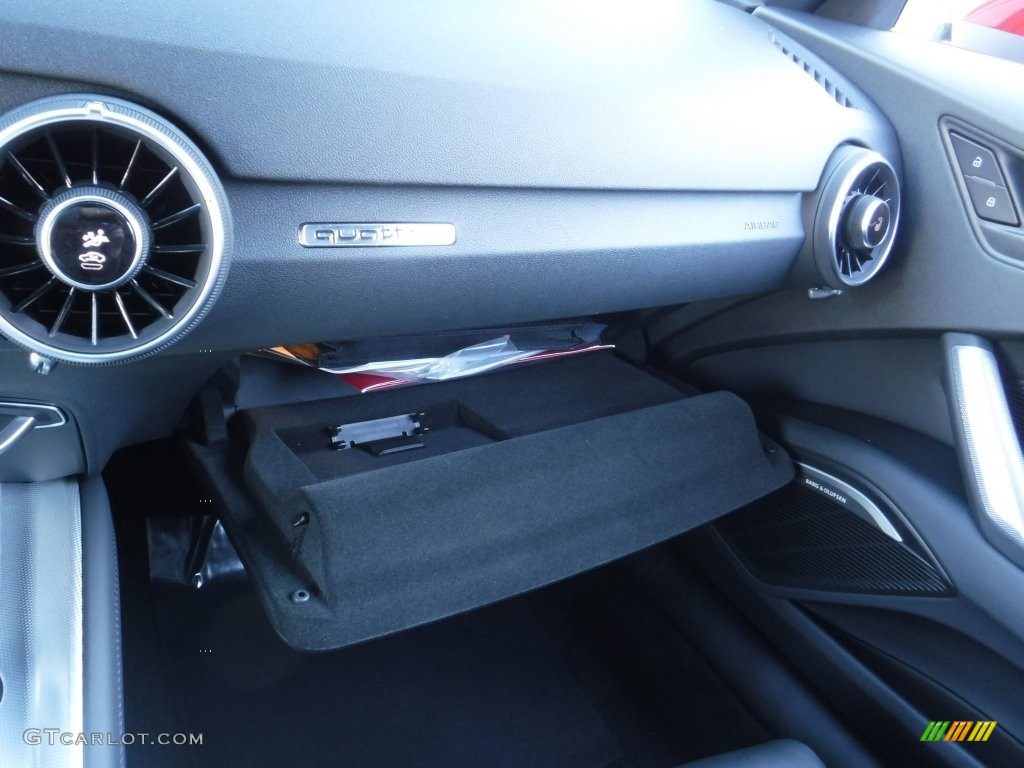 2016 TT 2.0T quattro Roadster - Tango Red Metallic / Black photo #34