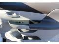 Alabaster Silver Metallic - Odyssey LX Photo No. 22