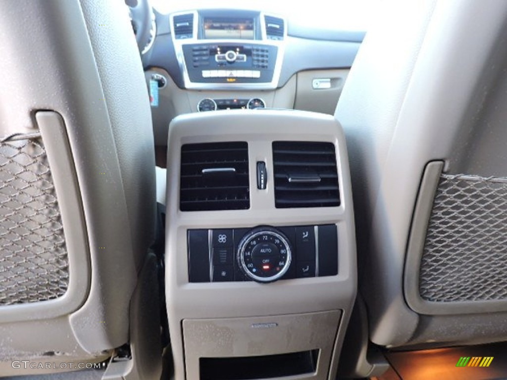 2016 GL 450 4Matic - Dakota Brown Metallic / Almond Beige/Mocha photo #14