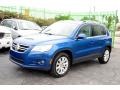 Sapphire Blue Metallic - Tiguan SE Photo No. 3