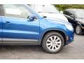 Sapphire Blue Metallic - Tiguan SE Photo No. 28