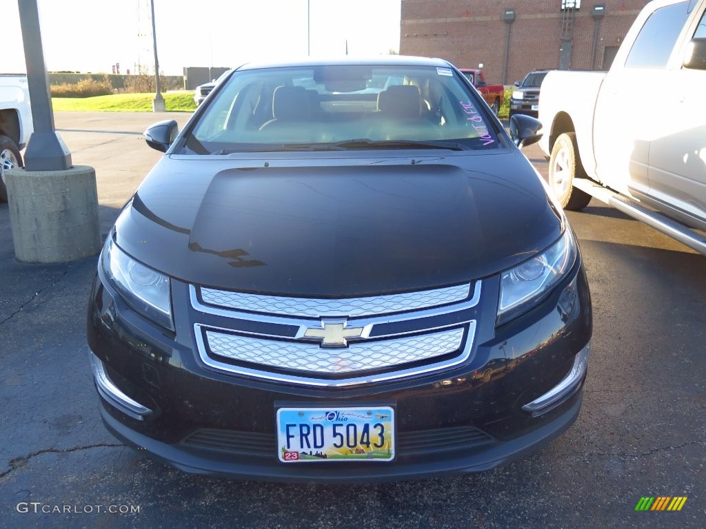 2012 Volt Hatchback - Black / Jet Black/Ceramic White Accents photo #2