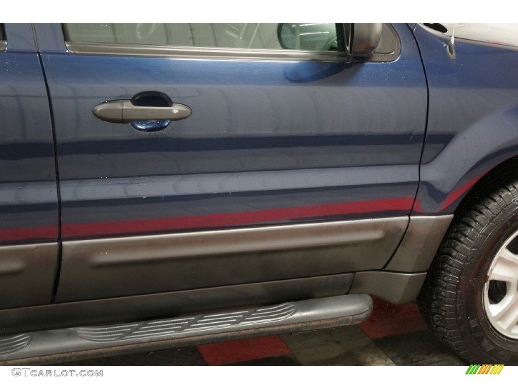 2003 Escape XLT V6 - True Blue Metallic / Medium Dark Flint photo #56