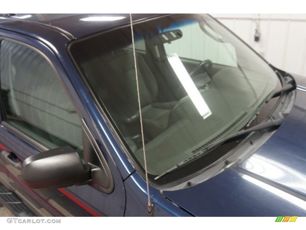2003 Escape XLT V6 - True Blue Metallic / Medium Dark Flint photo #88
