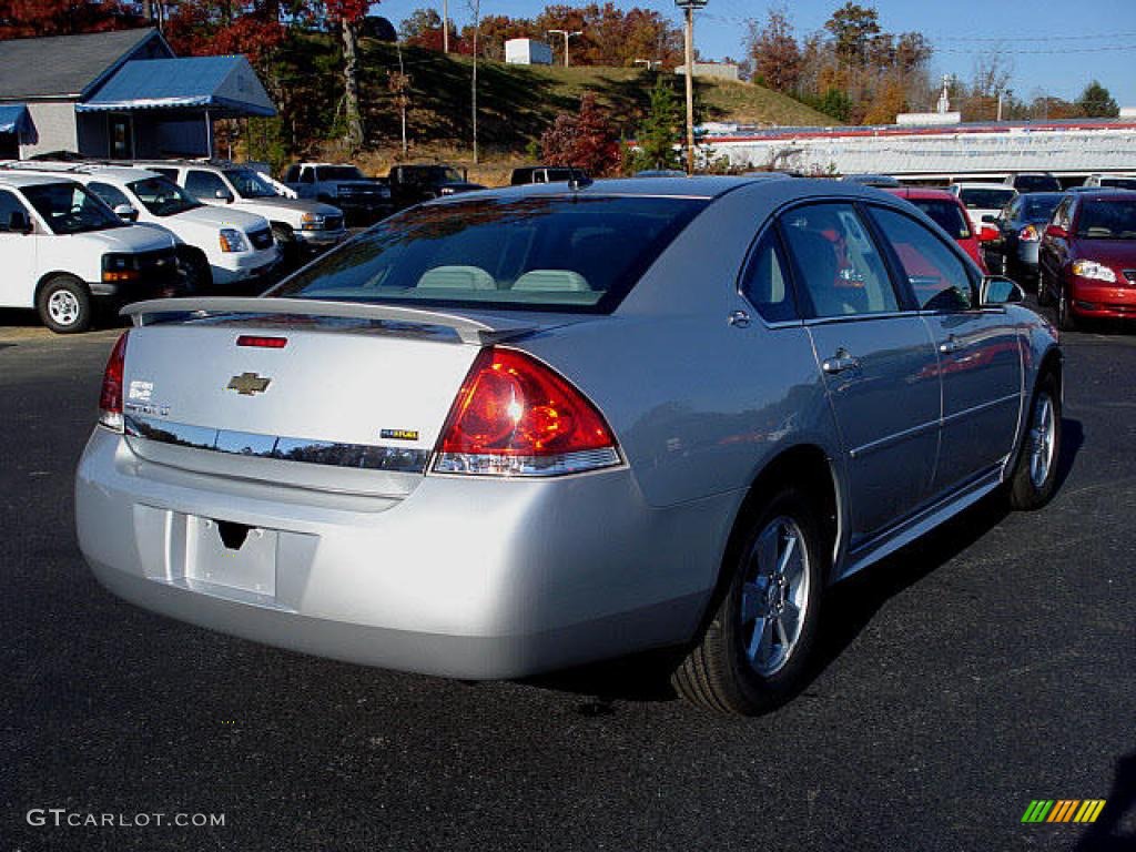 2009 Impala LT - Silver Ice Metallic / Gray photo #3
