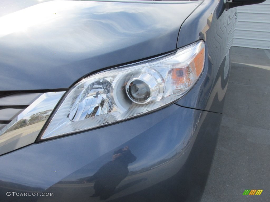 2015 Sienna XLE - Shoreline Blue Pearl / Ash photo #9