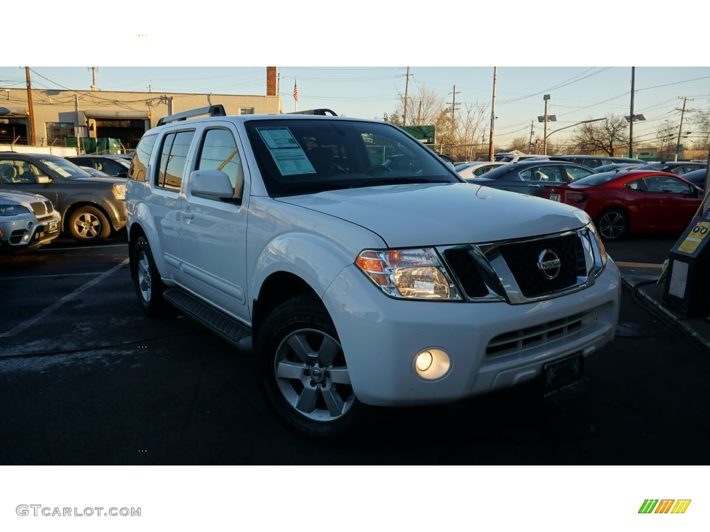 2012 Pathfinder S 4x4 - Avalanche White / Cafe Latte photo #2