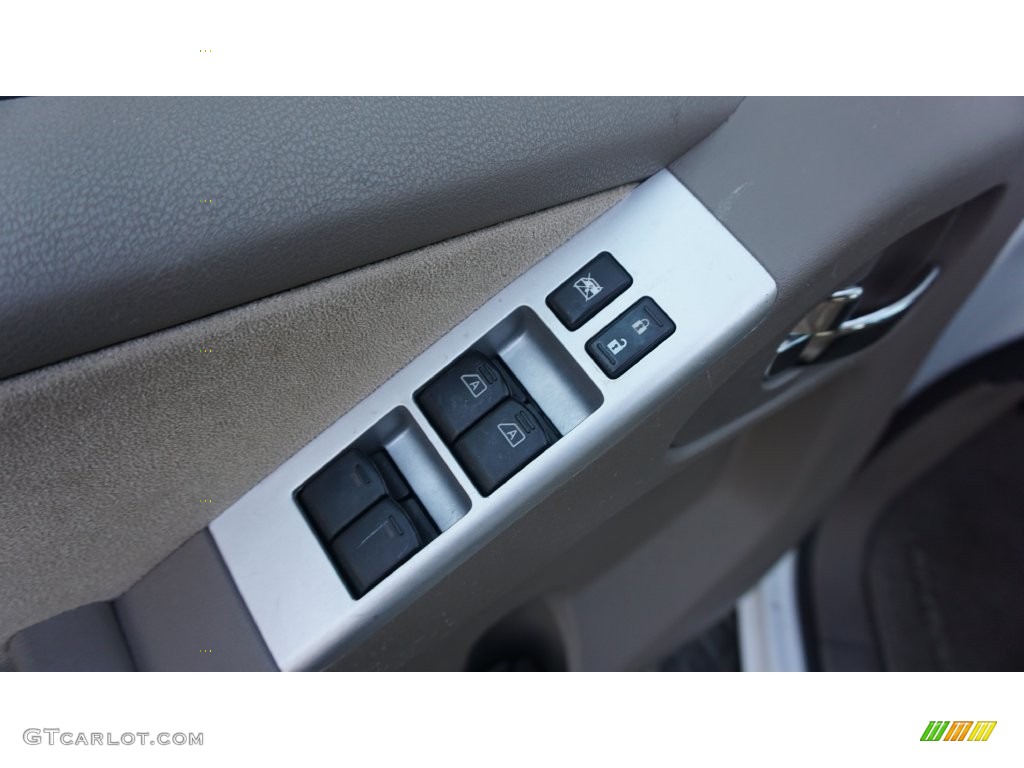 2012 Pathfinder S 4x4 - Avalanche White / Cafe Latte photo #19