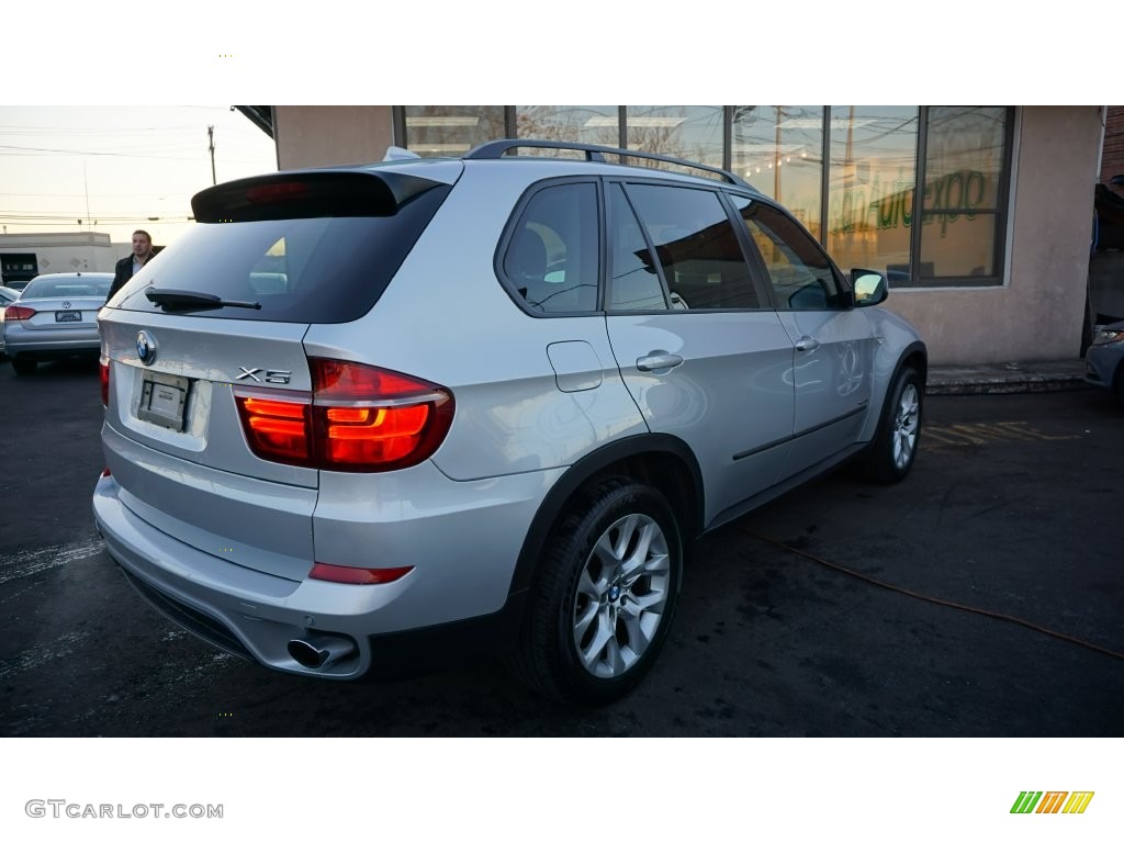 2011 X5 xDrive 35i - Titanium Silver Metallic / Black photo #4