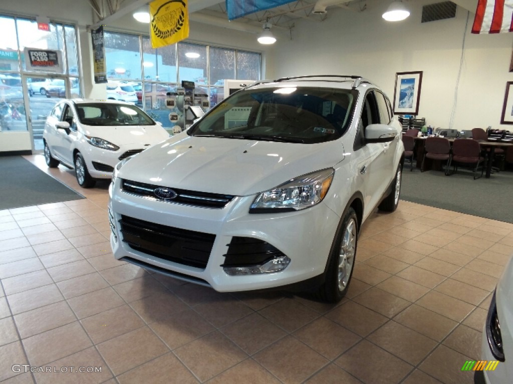 2016 Escape Titanium 4WD - Oxford White / Charcoal Black photo #4