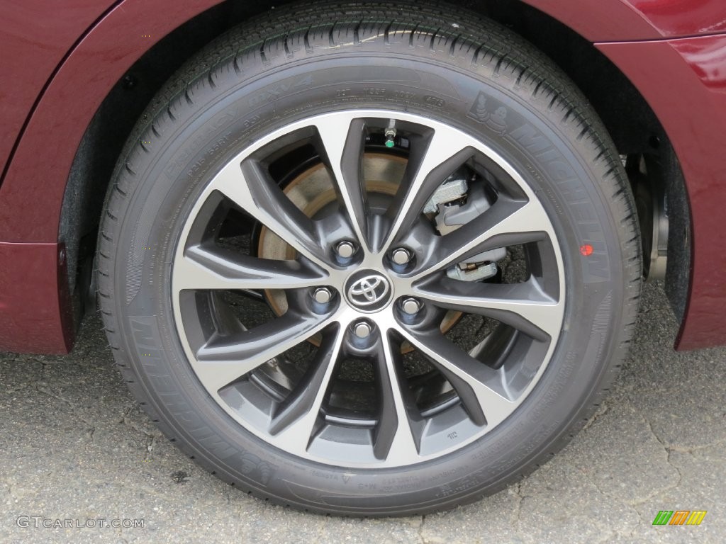 2016 Toyota Avalon XLE Wheel Photos
