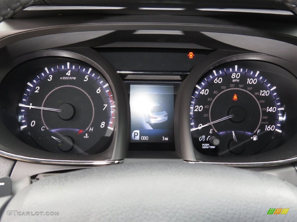 2016 Toyota Avalon XLE Gauges Photos