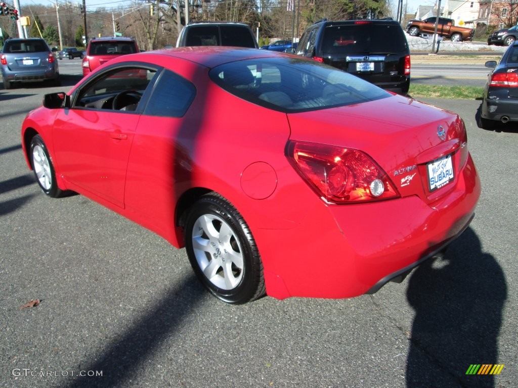 2009 Altima 2.5 S Coupe - Code Red Metallic / Charcoal photo #8