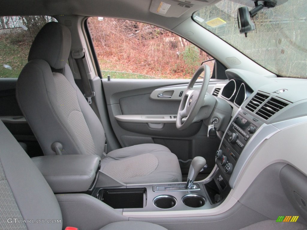 2009 Traverse LS - Dark Blue Metallic / Dark Gray/Light Gray photo #16