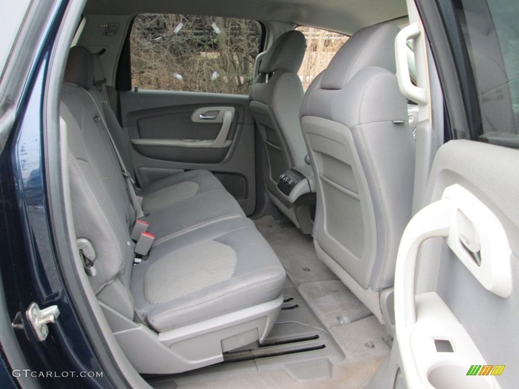 2009 Traverse LS - Dark Blue Metallic / Dark Gray/Light Gray photo #18