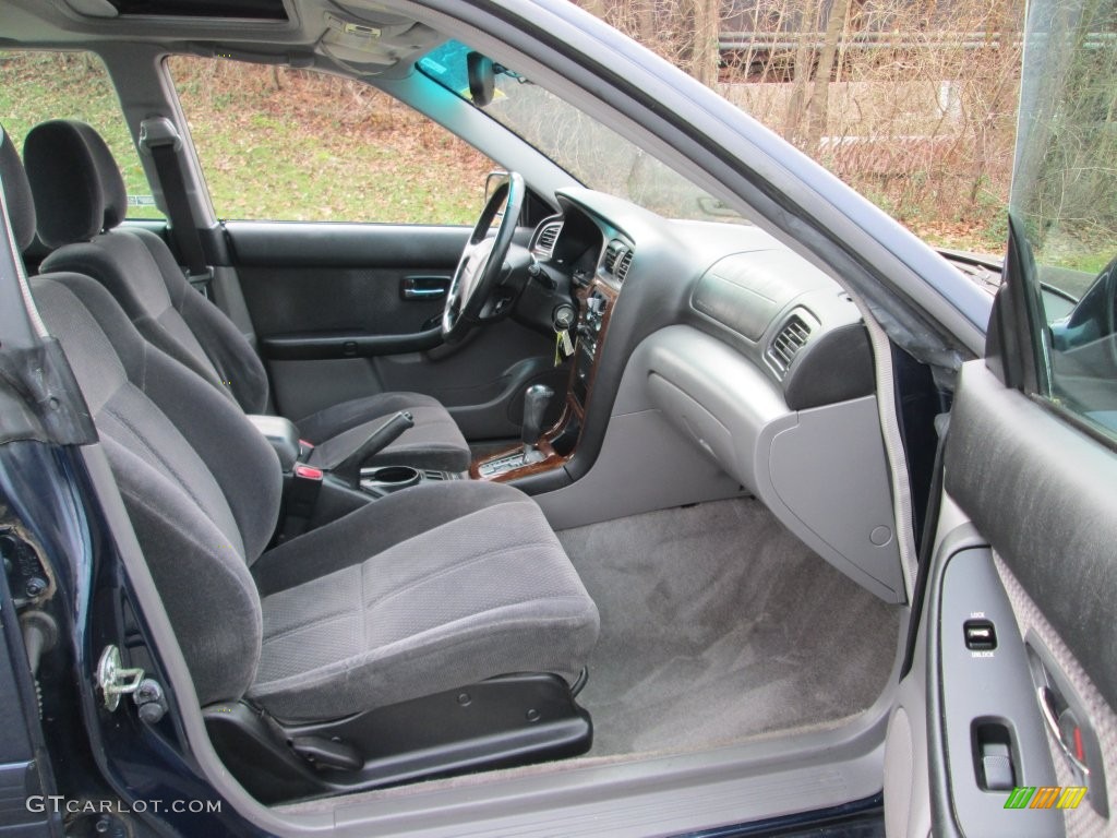 2003 Legacy L Sedan - Mystic Blue Pearl / Gray photo #17