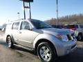 2005 Silver Lightning Metallic Nissan Pathfinder LE 4x4  photo #15