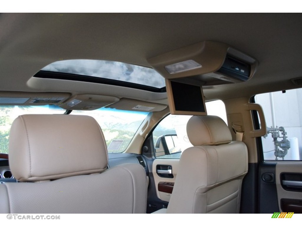 2016 Sequoia Platinum 4x4 - Pyrite Mica / Sand Beige photo #10