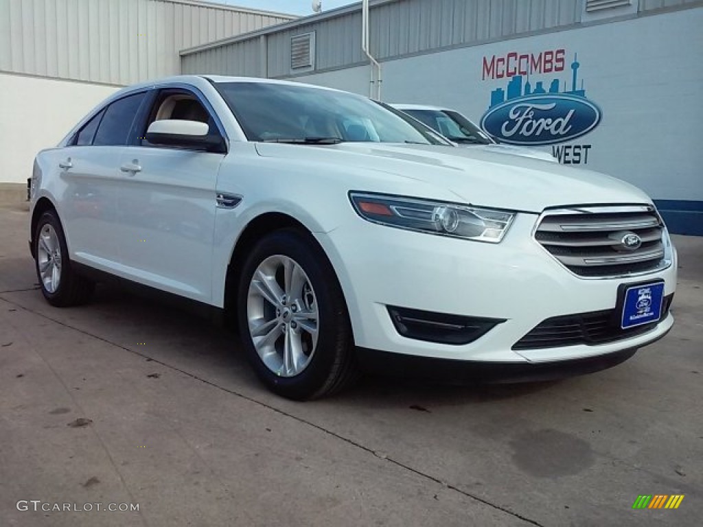 Oxford White Ford Taurus