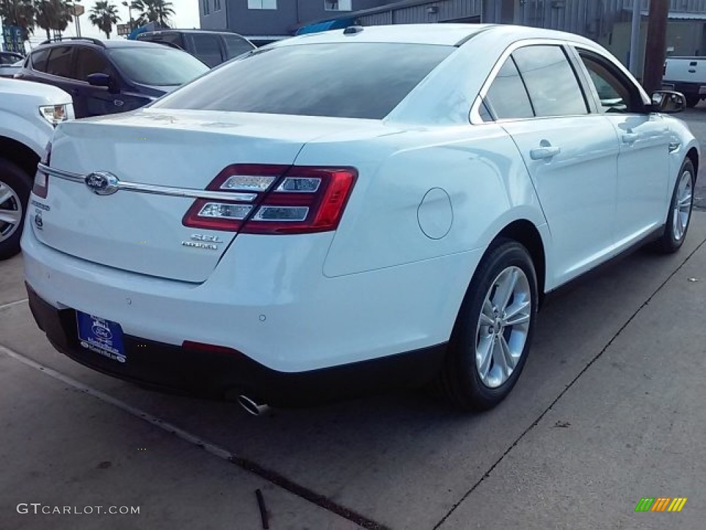 2015 Taurus SEL - Oxford White / Dune photo #13