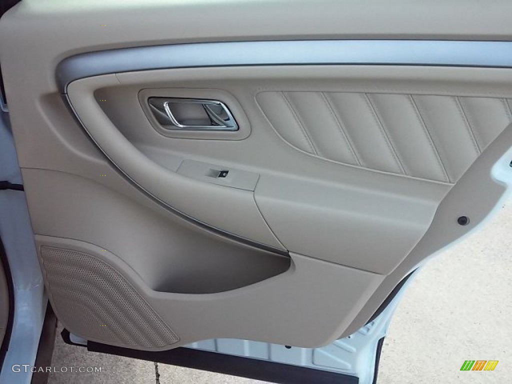 2015 Taurus SEL - Oxford White / Dune photo #15