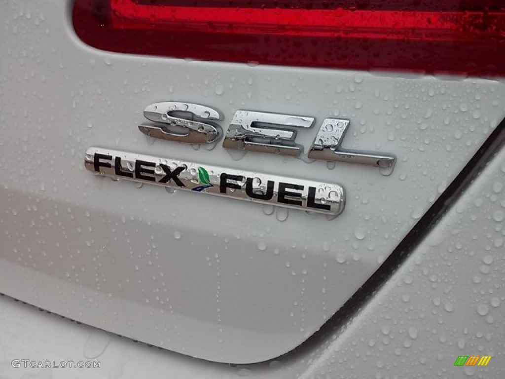 2015 Taurus SEL - Oxford White / Dune photo #9