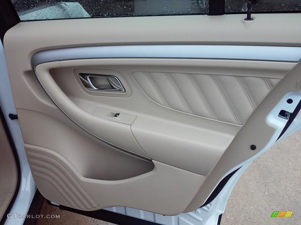 2015 Taurus SEL - Oxford White / Dune photo #12