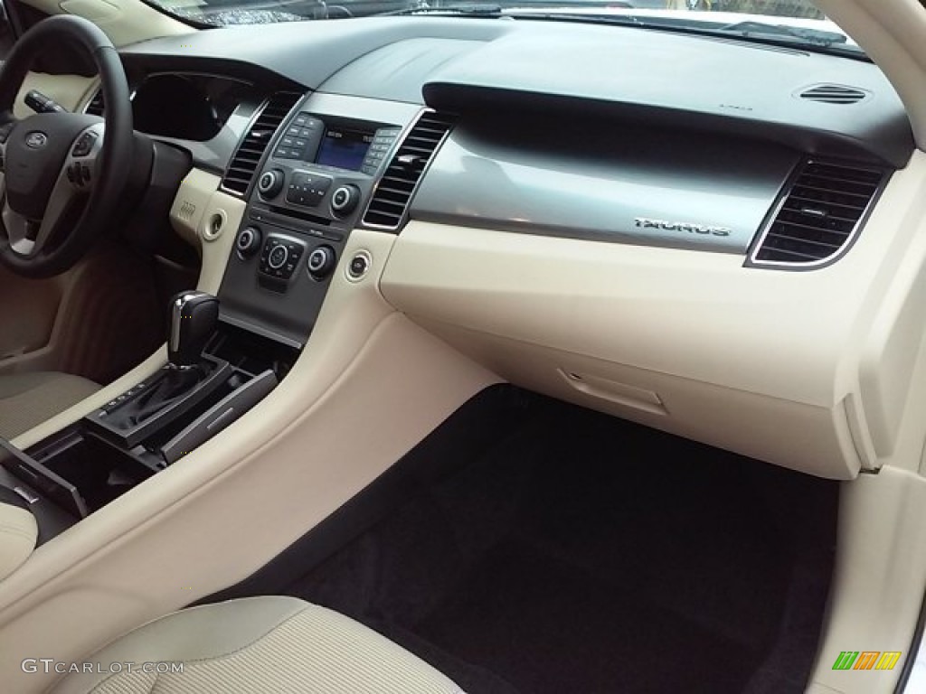 2015 Taurus SEL - Oxford White / Dune photo #14