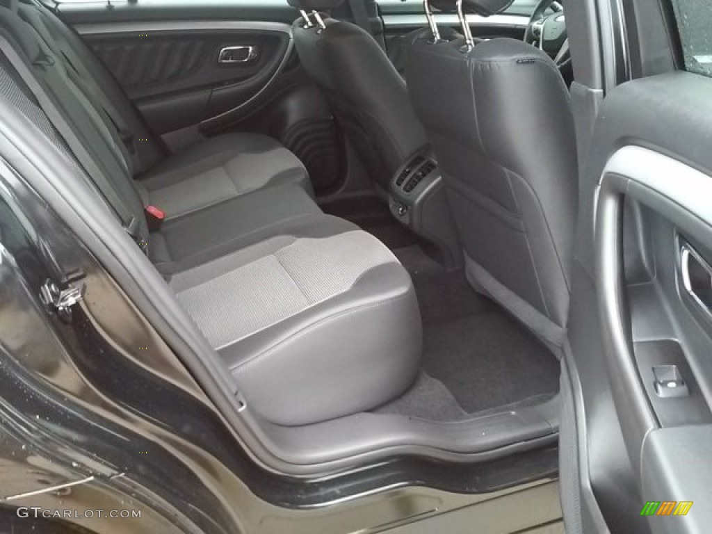 2015 Taurus SEL - Tuxedo Black Metallic / Charcoal Black photo #10