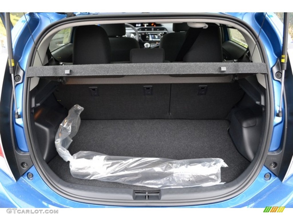 2016 Prius c Two - Blue Streak Metallic / Ash/Black photo #8