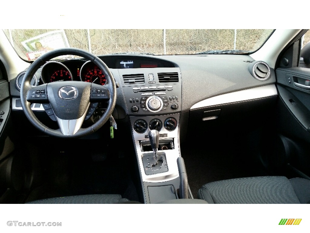 2010 MAZDA3 s Sport 4 Door - Liquid Silver Metallic / Black photo #12