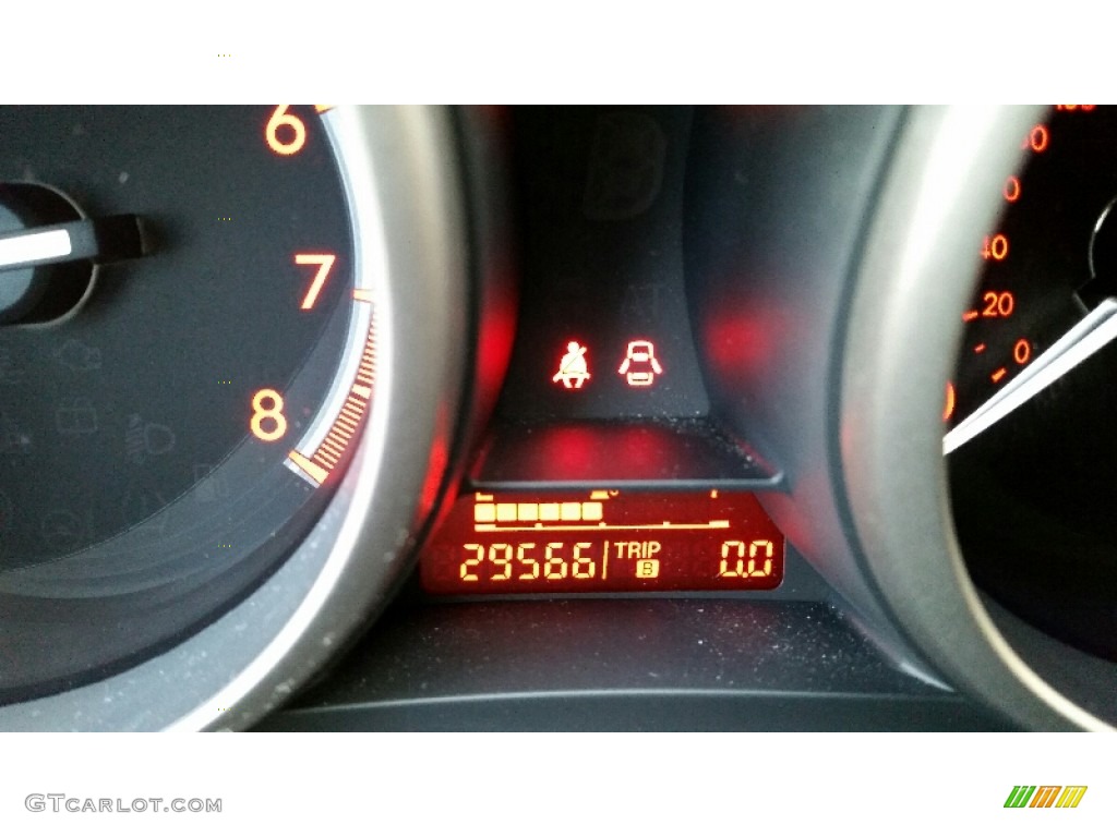 2010 MAZDA3 s Sport 4 Door - Liquid Silver Metallic / Black photo #17