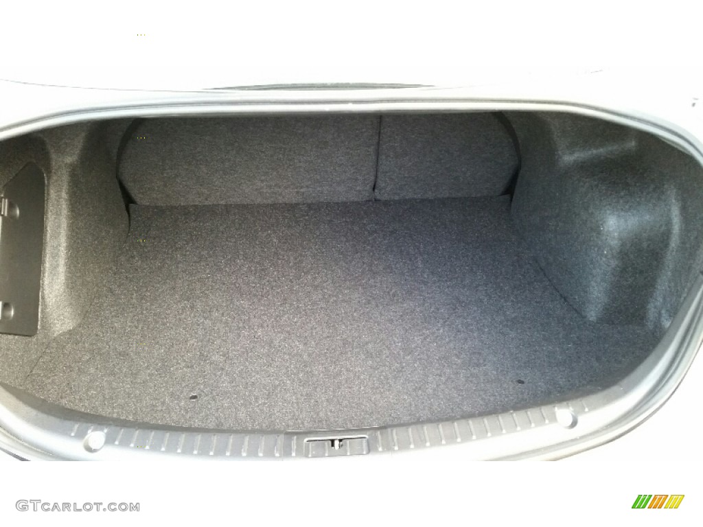 2010 MAZDA3 s Sport 4 Door - Liquid Silver Metallic / Black photo #21