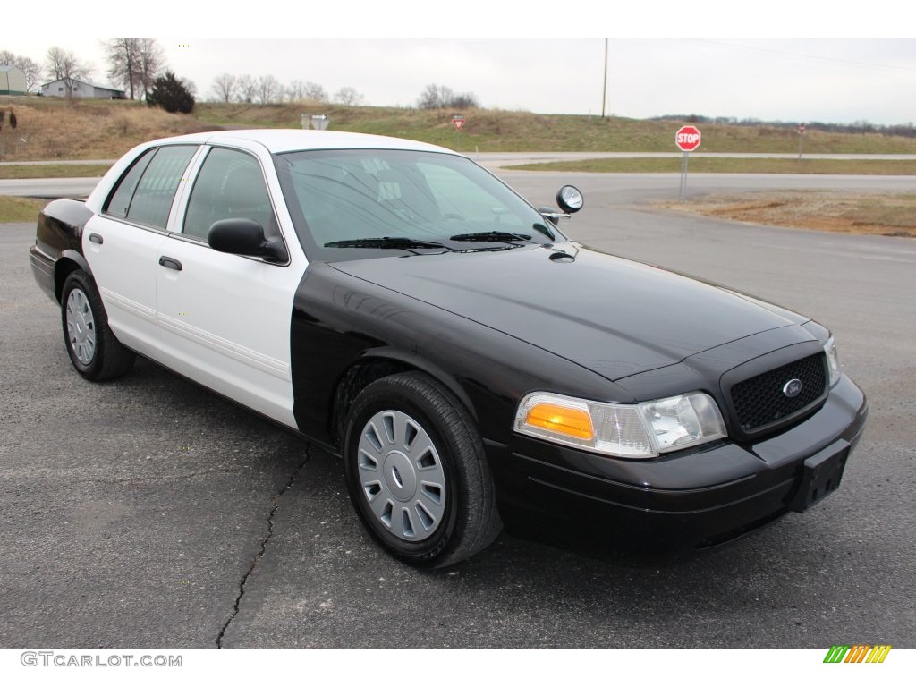 Black 2010 Ford Crown Victoria Police Interceptor Exterior Photo #109922700