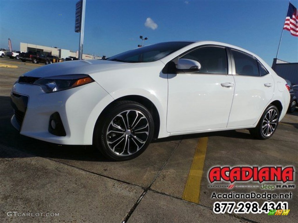 Super White Toyota Corolla