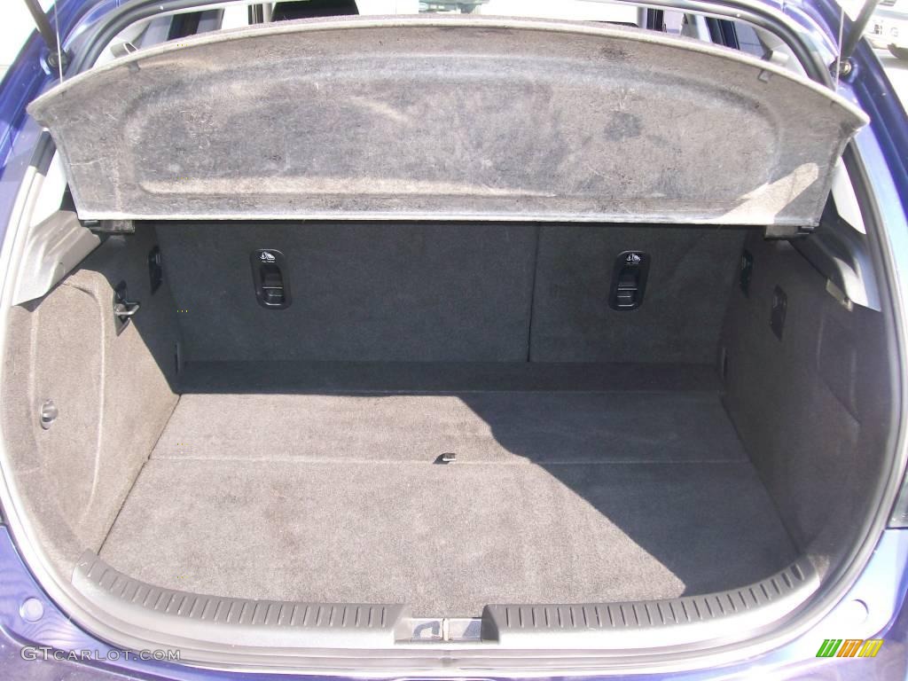 2004 MAZDA3 s Hatchback - Strato Blue Mica / Black/Blue photo #7
