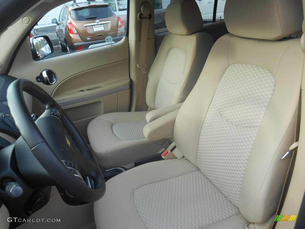 2010 HHR LT - Crystal Red Metallic Tintcoat / Gray photo #13