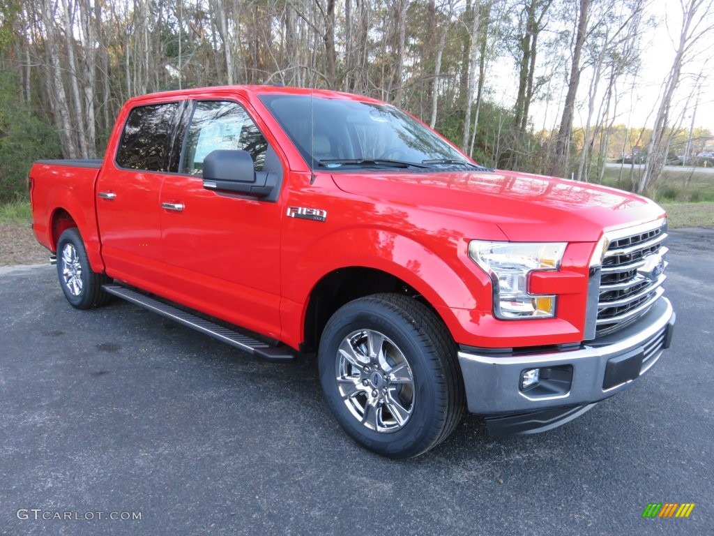 2016 F150 XLT SuperCrew - Race Red / Medium Earth Gray photo #1