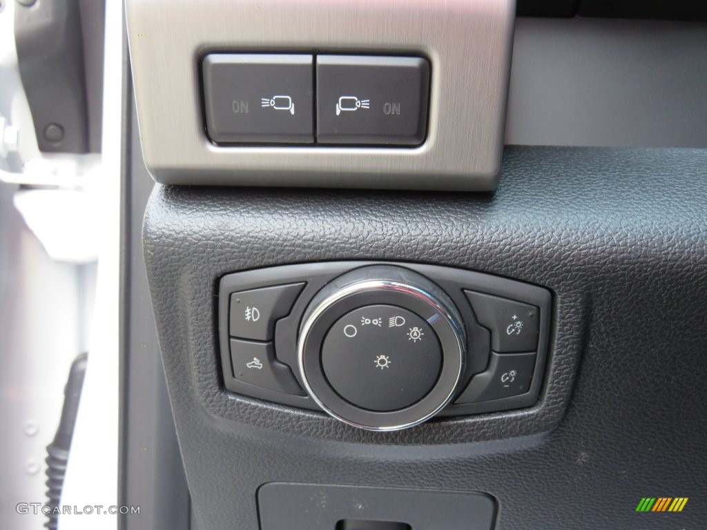 2016 F150 Platinum SuperCrew - White Platinum / Black photo #36