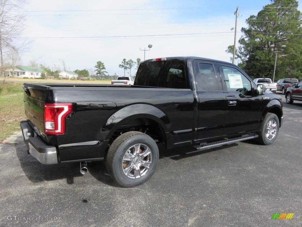 2016 F150 XLT SuperCab - Shadow Black / Medium Earth Gray photo #3