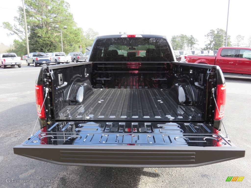 2016 F150 XLT SuperCab - Shadow Black / Medium Earth Gray photo #5