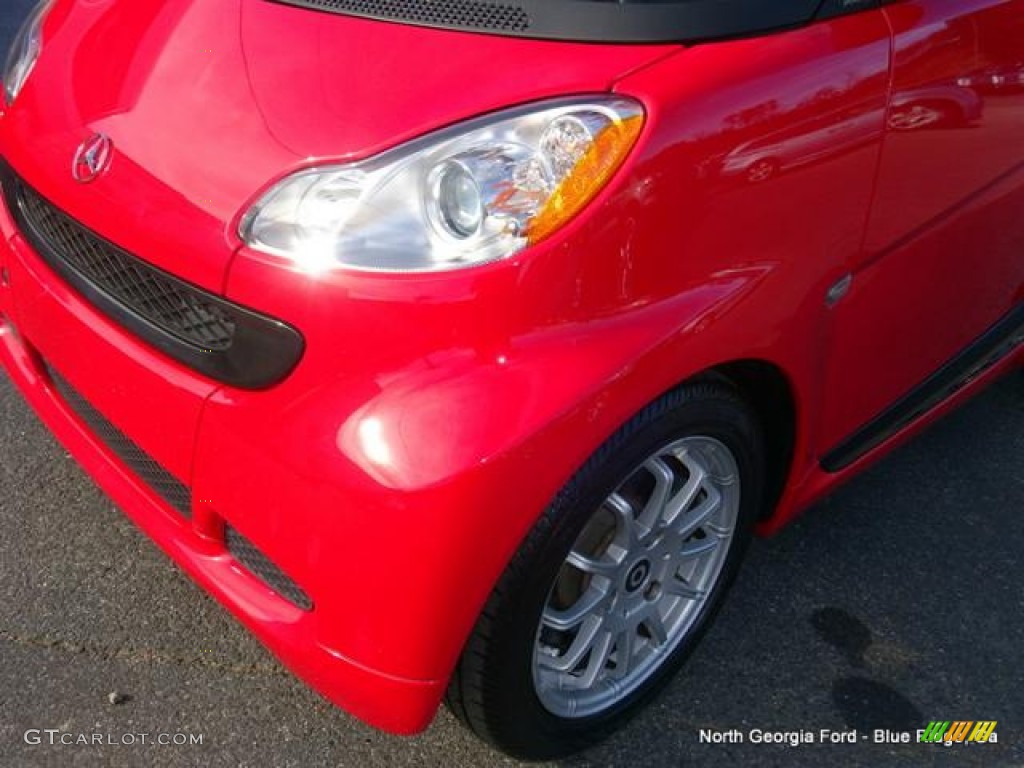 2011 fortwo passion coupe - Rally Red / Gray photo #26