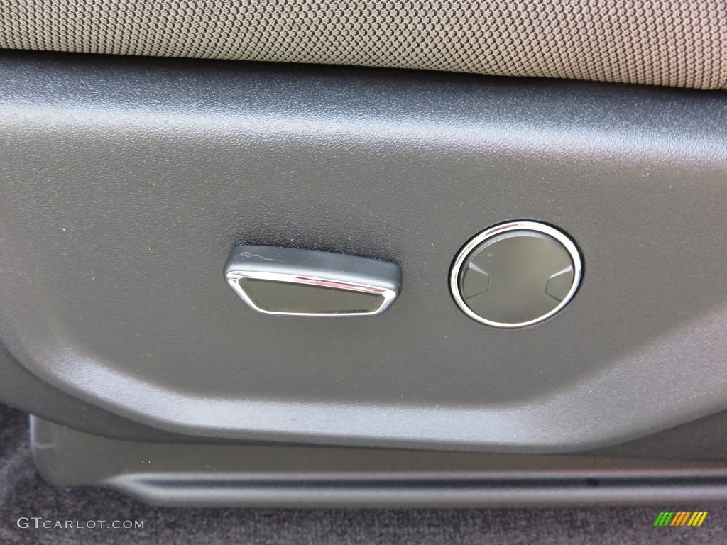 2016 F150 XLT SuperCab - Shadow Black / Medium Earth Gray photo #16