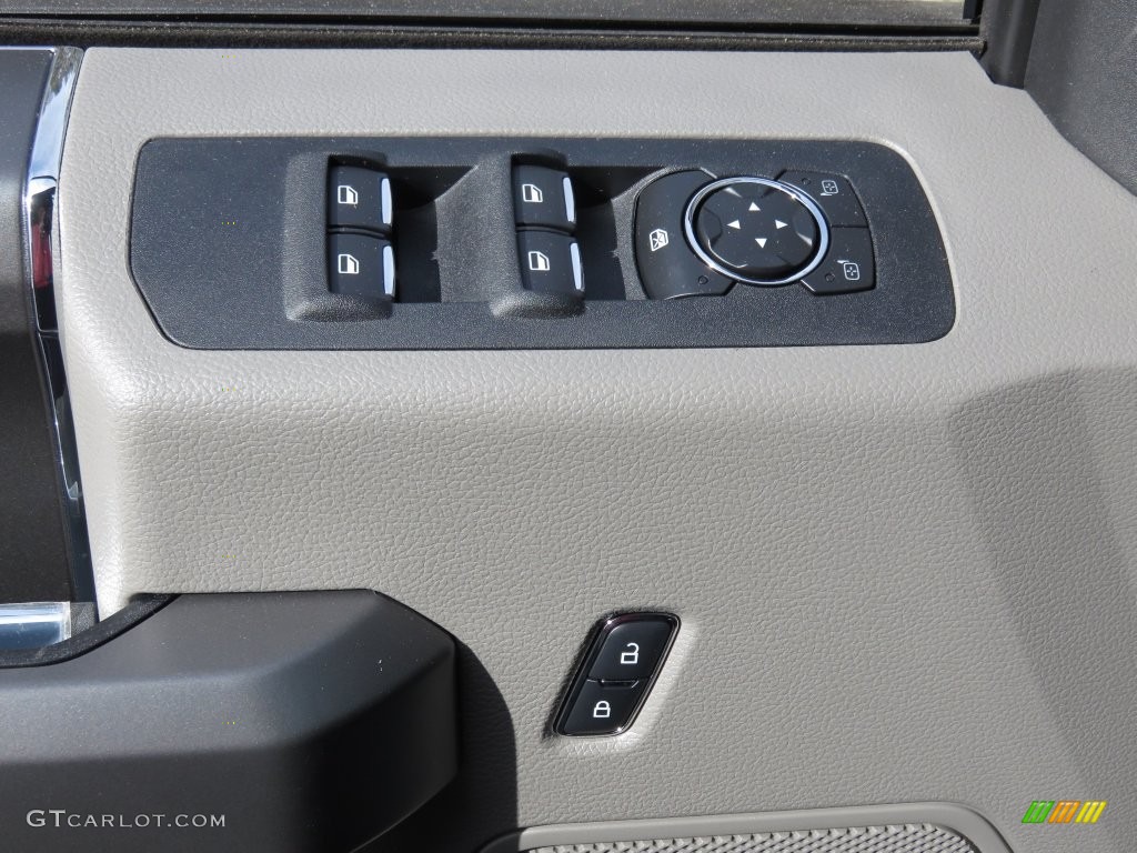 2016 F150 XLT SuperCab - Shadow Black / Medium Earth Gray photo #37