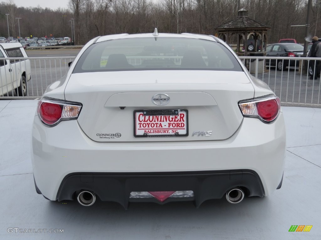 2016 FR-S Coupe - Halo White / Black photo #4