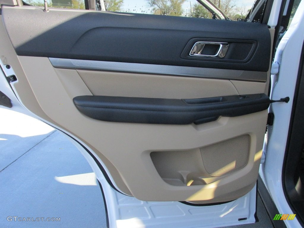 2016 Explorer FWD - Oxford White / Medium Light Camel photo #18