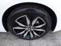 2016 Chevrolet Malibu LT Wheel and Tire Photo
